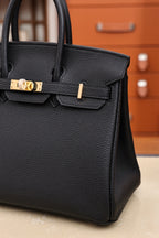 Birkin25 Black with gold hardware, 18K metal fittings, full hand stitching, genuine top-grain leather