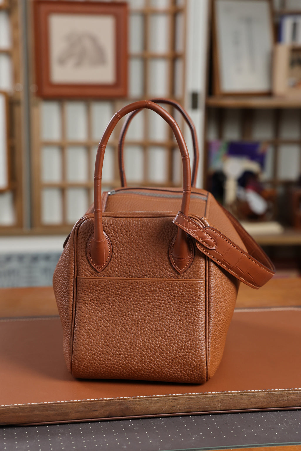 Lindy26 touch Grade 1 Golden Brown Crocodile