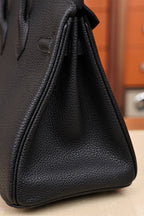 Birkin25 Black with gold hardware, 18K metal fittings, full hand stitching, genuine top-grain leather